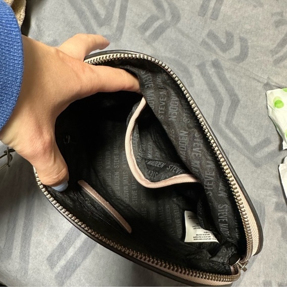 RARE Steve Madden hand painted maria aristocats crossbody purse - Picture 2 of 4